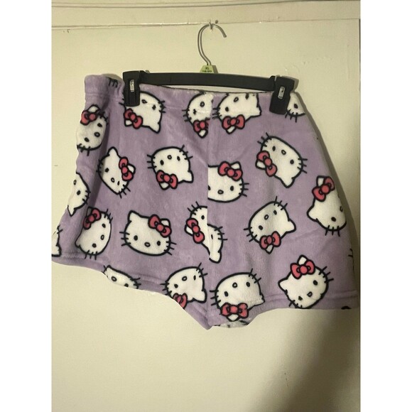 Hello Kitty Pajama Shorts - Picture 2 of 7
